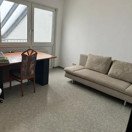 Appartement 1zi Wo Fuer 1bis 2 Pers In Zentrum *